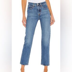 Levi’s Wedgie Straight Fit
